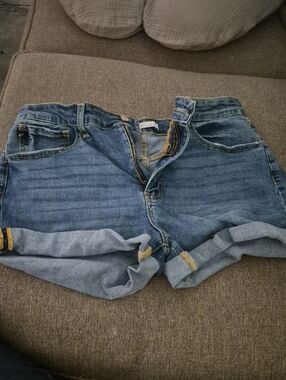 KanCan Medium Blue Boyfriend Denim Shorts